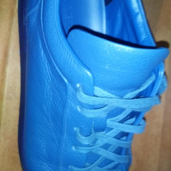 Balenciagas low tops - Picture 3 of 6